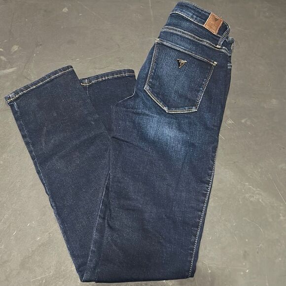 Guess jeans 👖 - Picture 1 of 7